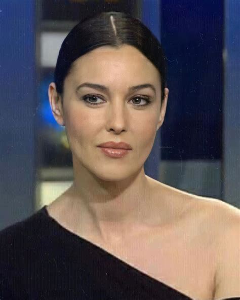 monica bellucci face shape